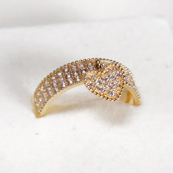 18k Gold Ladies Ring Tiffany & Co design